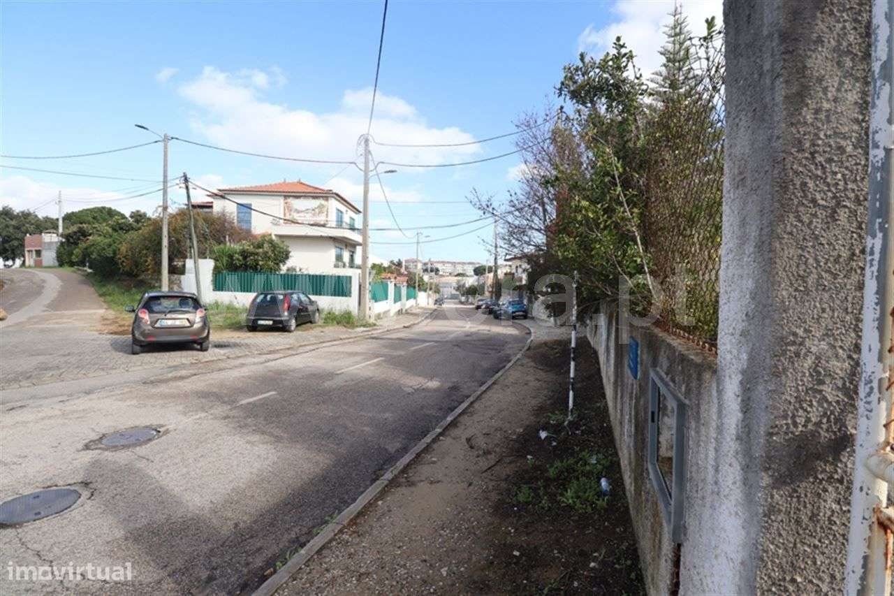 Terreno para serviços/comércio. Quinta da Bela Vista - Vale dos Gatos-3