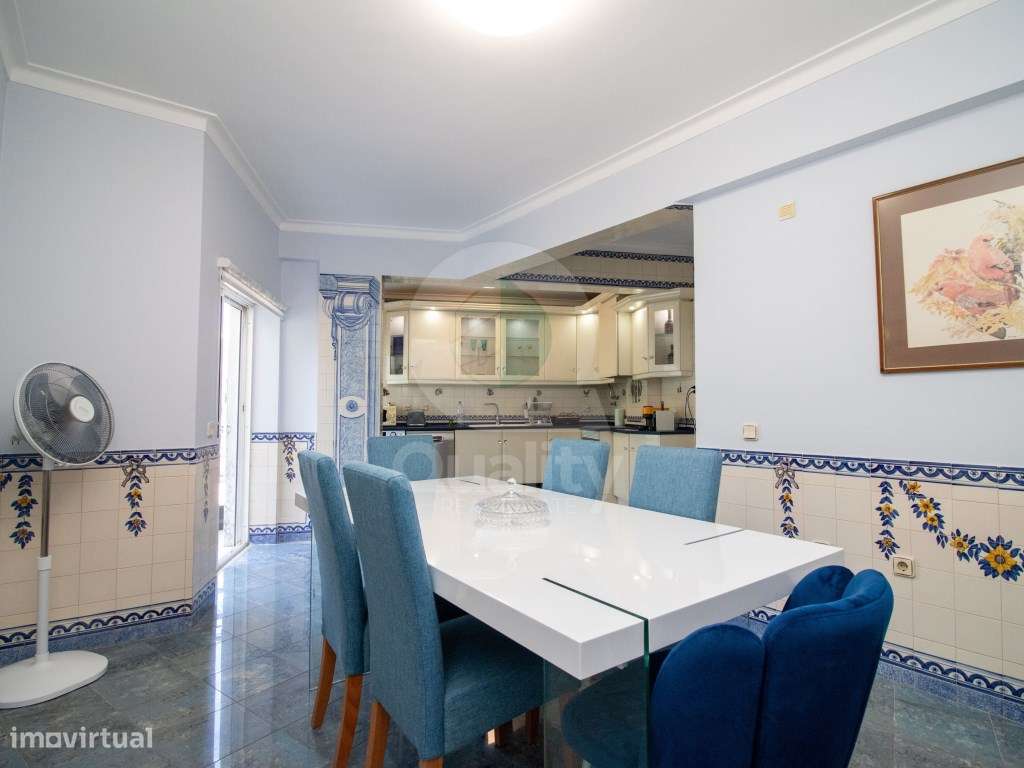 Excelente Apartamento T2 - Baixa da Banheira-25