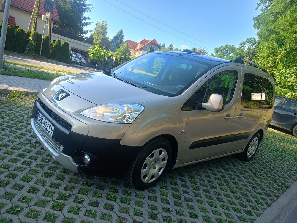 Peugeot Partner II 2011