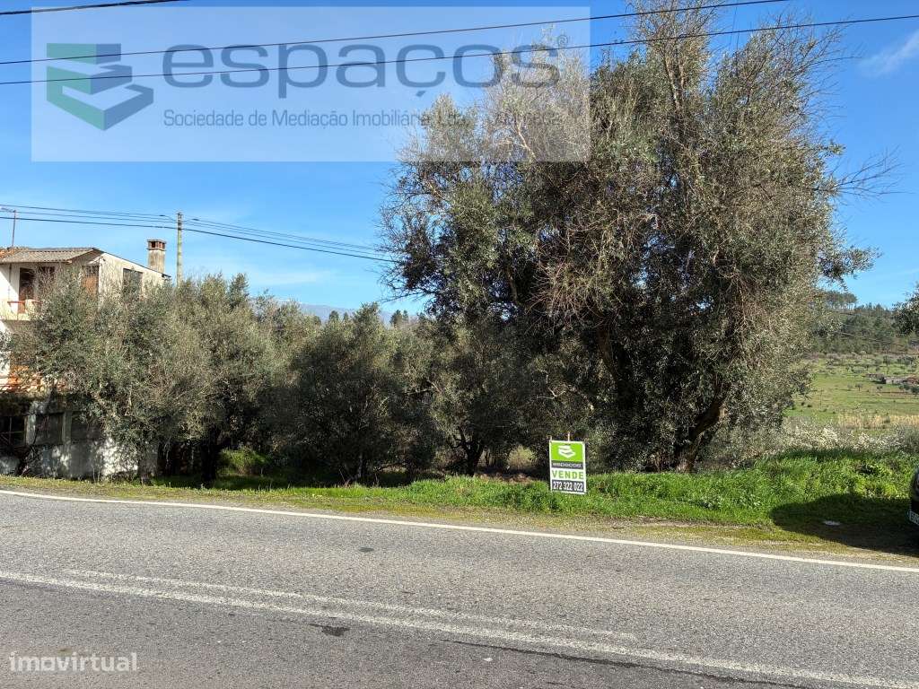 Terreno Urbano - Grande imagem: 2/14