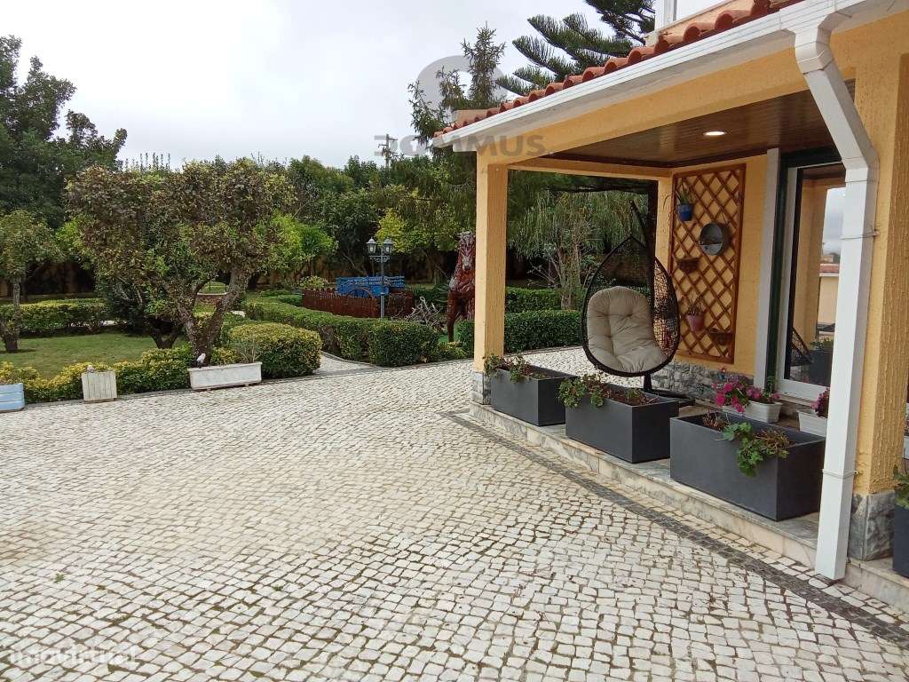 Moradia V3 / Quinta com Piscina-48