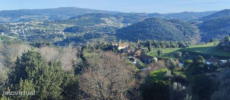 Moradia para renovar - Grande imagem: 5/5