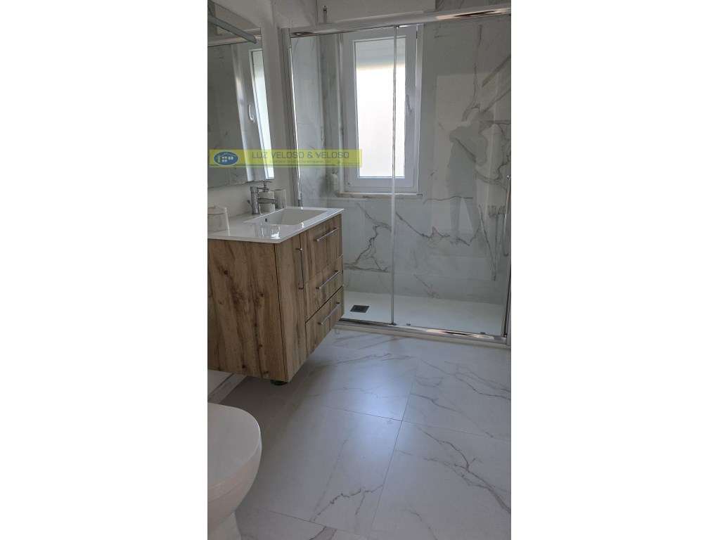 T2 Serra das Minas, remodelado, Arrecadação/Garagem-32