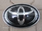 Znaczek emblemat logo pod radar grill przód TOYOTA HILUX 8 VIII 15-19 - 1