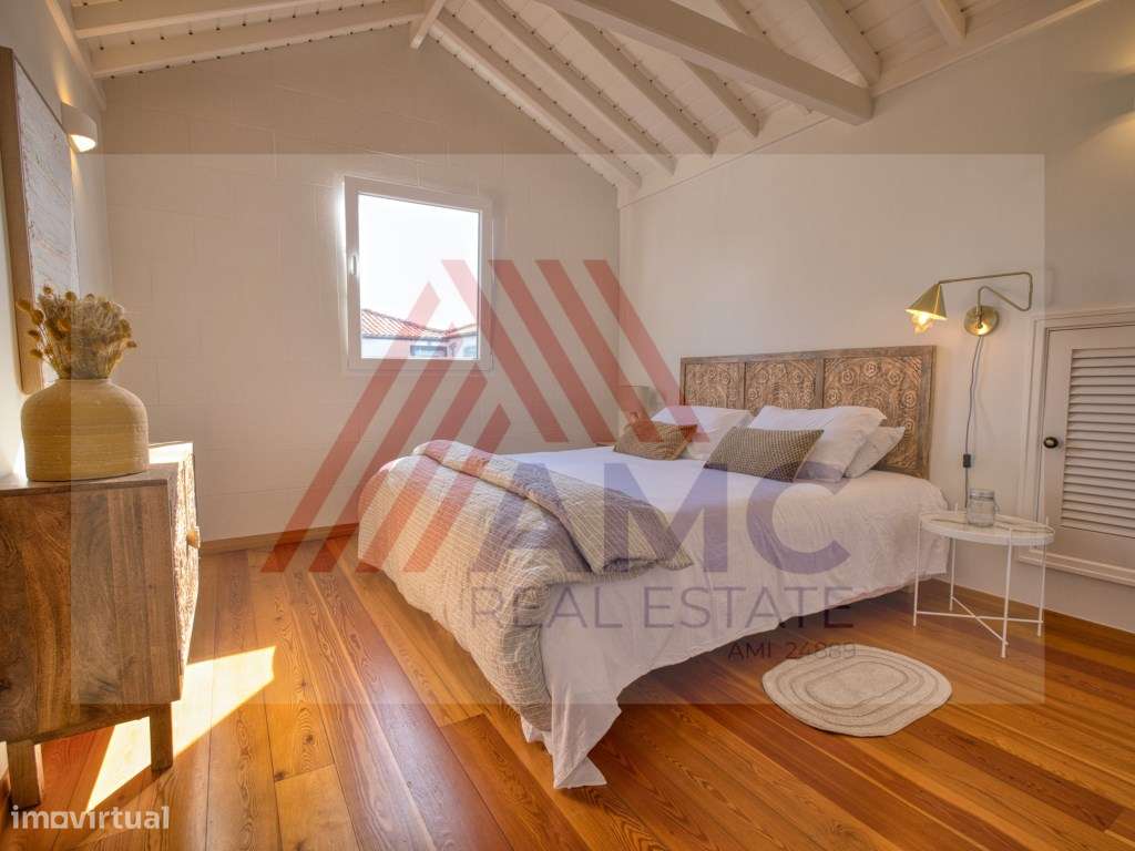 MORADIA COM 2 PISOS NO CORAÇÃO DA VILA MADALENA DO PICO-20