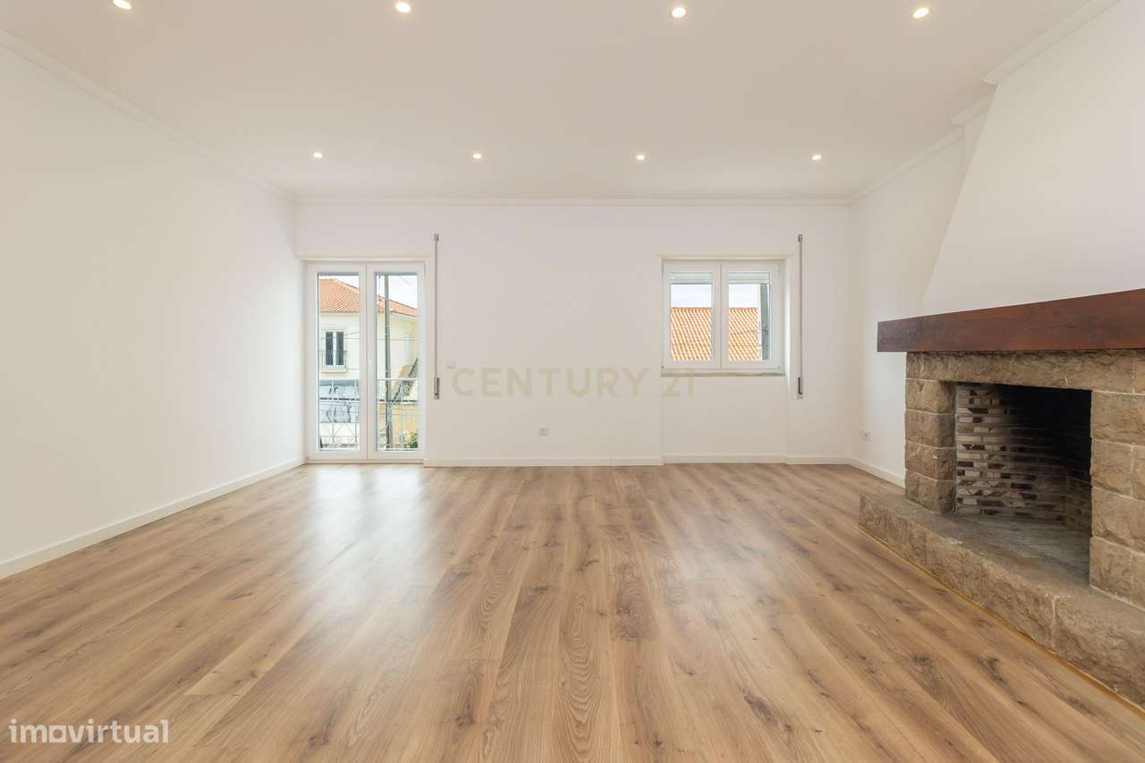 APartamento - T5  A ESTREAR-  com Espaço Exterior-  Palmela-9