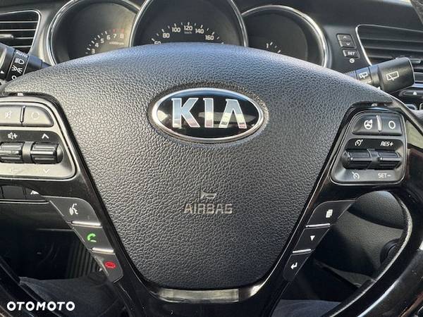 Kia Ceed 1.6 GDI DCT Platinum Edition - 17