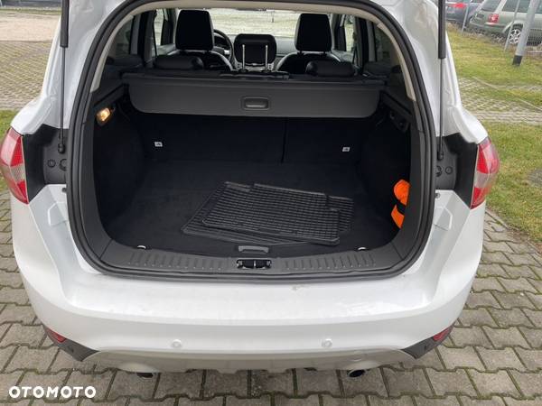 Ford Kuga 2.0 TDCi 4x4 Titanium - 21