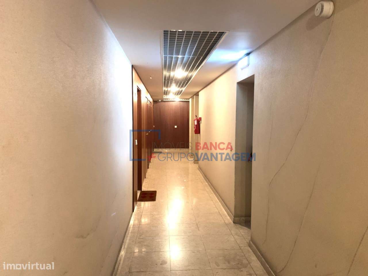 Apartamento T2 + Lugar de Garargem - Grande imagem: 4/16