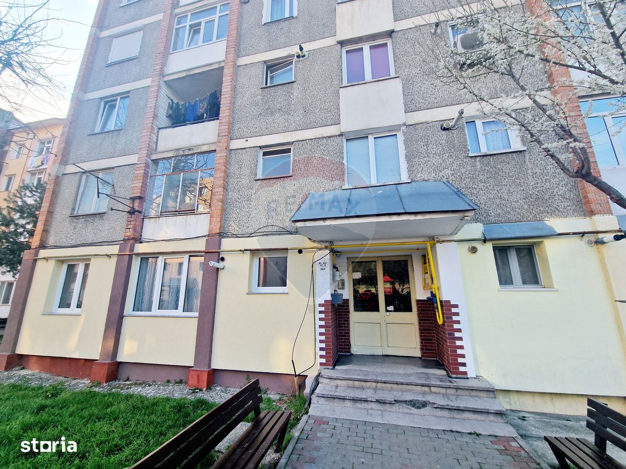 Apartament cu 2 camere de vânzare în zona Maratei