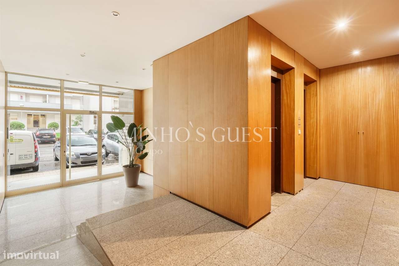 Apartamento T3 c/ varanda, AC e Garagem Fechada - São Vítor, Braga-28