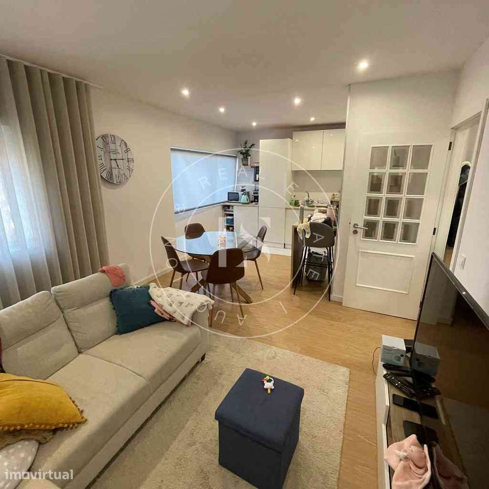 T1+1 Totalmente Remodelado — Urbanização Nortecoope, Cidade da Maia-5