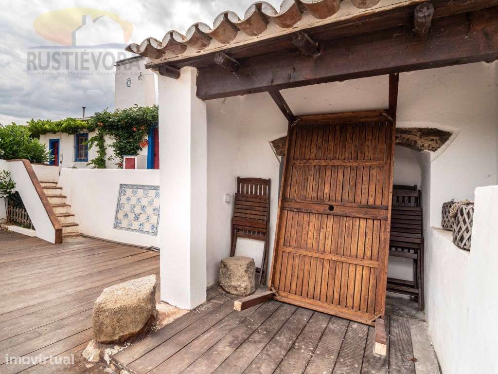 Quinta com 16 ha, com 4 Moradias Unifamiliares, piscina e várias ár...-47