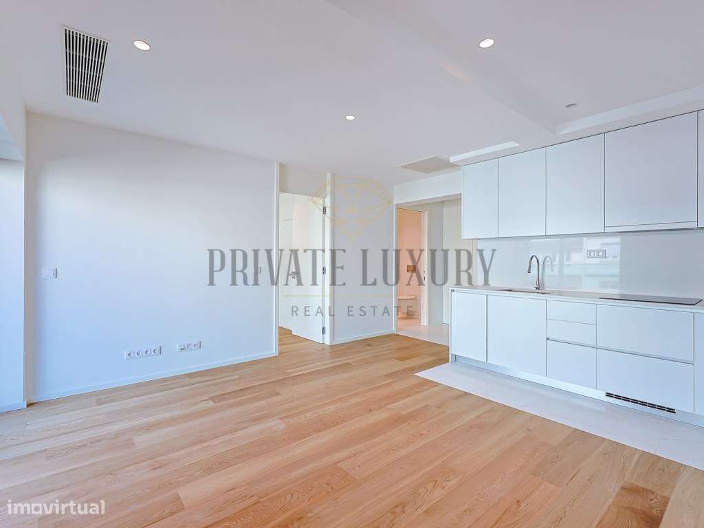 Ritz Apartaments T1 com garagem, Parque Eduardo VII - Grande imagem: 2/21