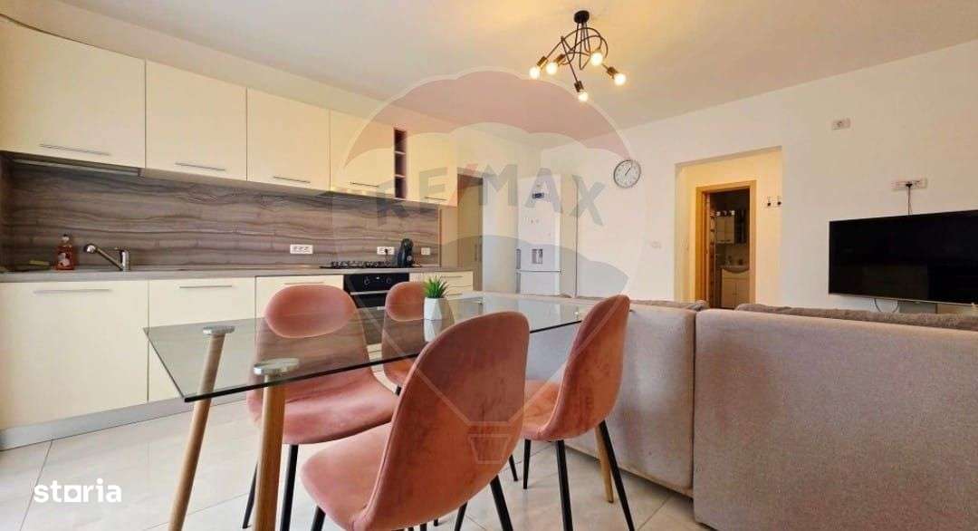 Apartament cu 3 camere si loc de parcare de inchiriat zona AFI - Imagine principală: 1/7