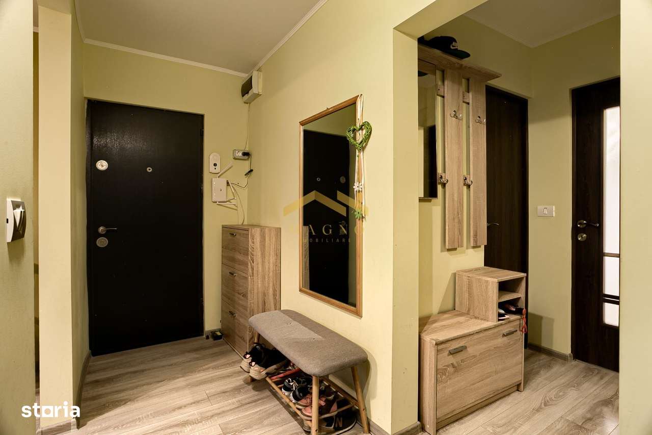 Apartament 3 camere et1 MICALACA 300 / Malul Muresului - Imagine principală: 4/17