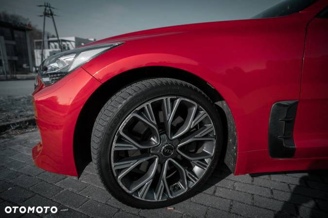 Kia Stinger 2.0 T-GDI GT Line - 5