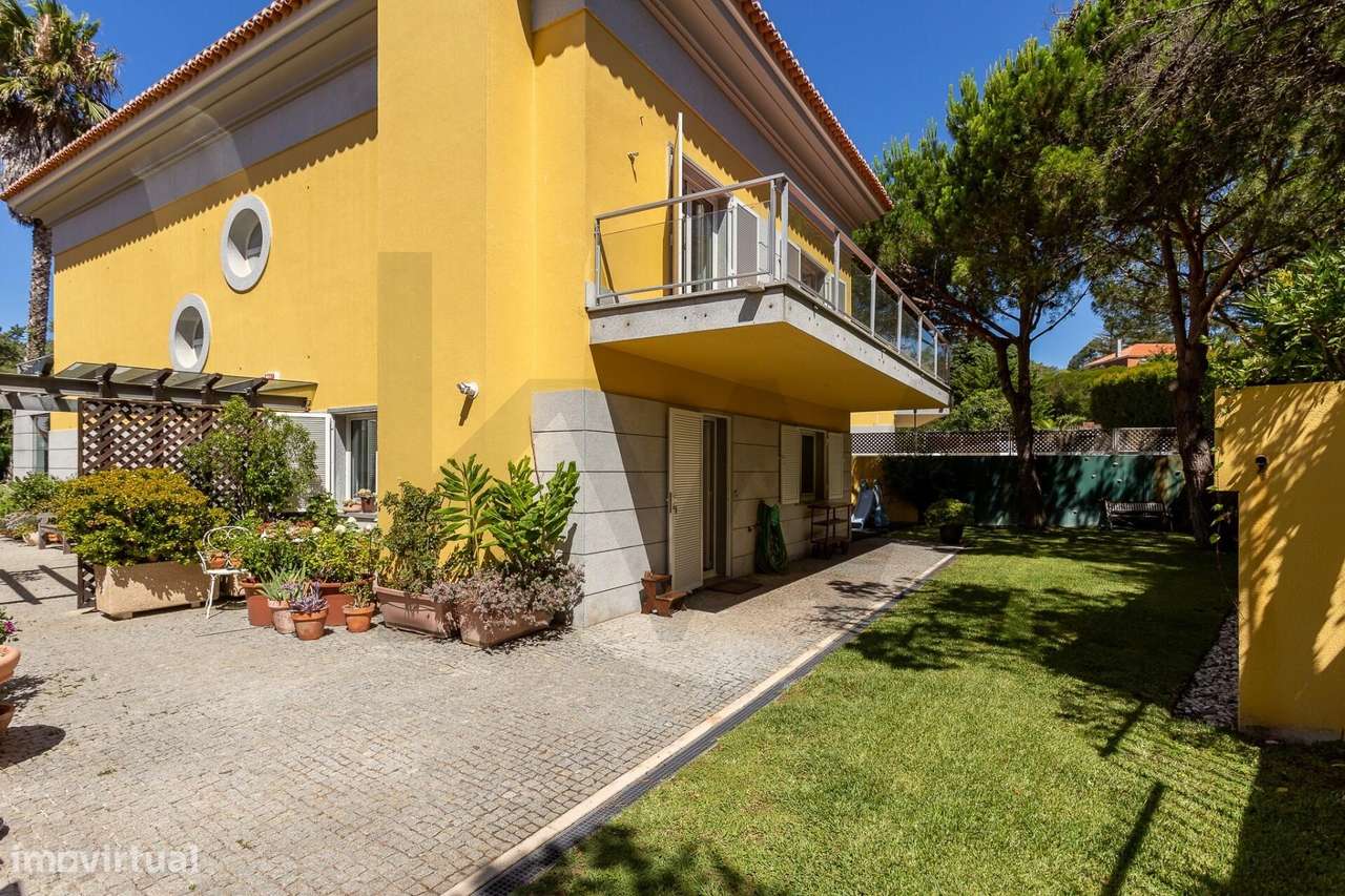 Moradia T4 de luxo em condomínio privado no Estoril - Grande imagem: 5/39