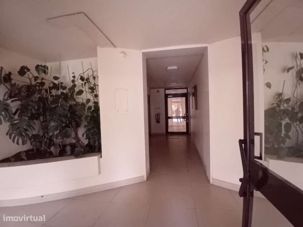 Apartamento T3 em Telheiras, Lumiar-15