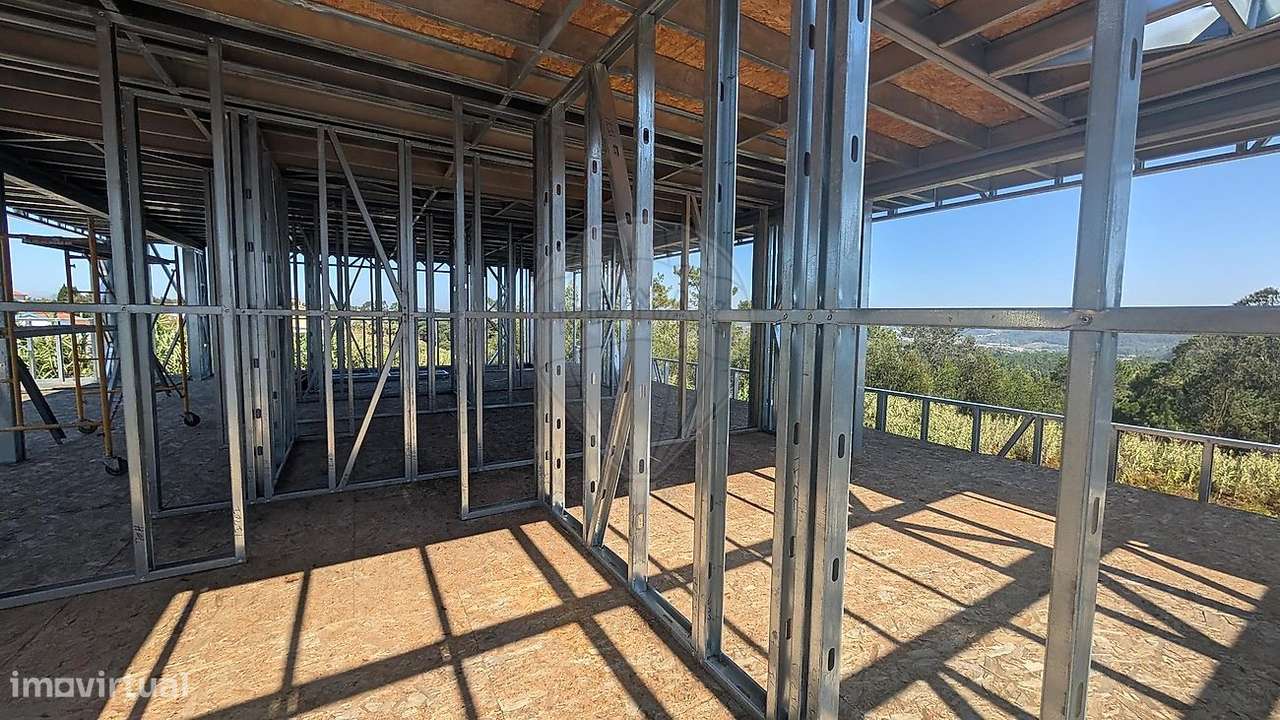 Moradia T4 para venda-3