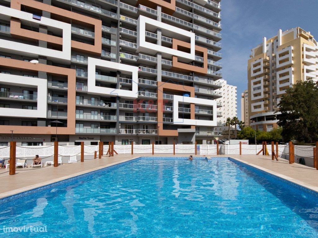 T1 de Luxo com piscina e garagem - Praia da Rocha