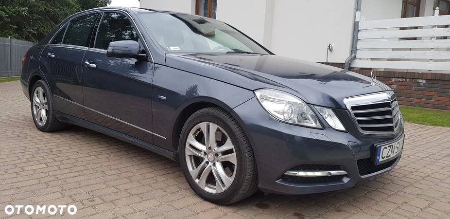 Mercedes-Benz Klasa E 350 CDI 4-Matic BlueEff - 4