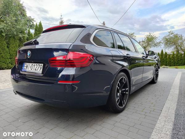 BMW Seria 5 530d xDrive - 5