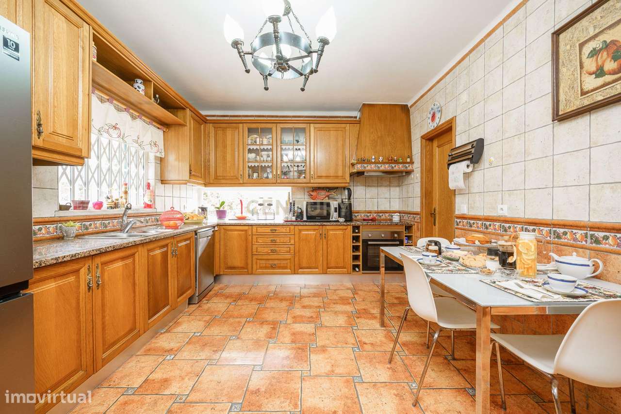 Moradia T5 de Charme com piscina, em Palmela. Conforto, Elegância e Fu-2