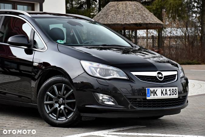 Opel Astra 1.4 Turbo Cosmo - 8