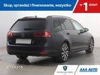 Volkswagen Golf - 6