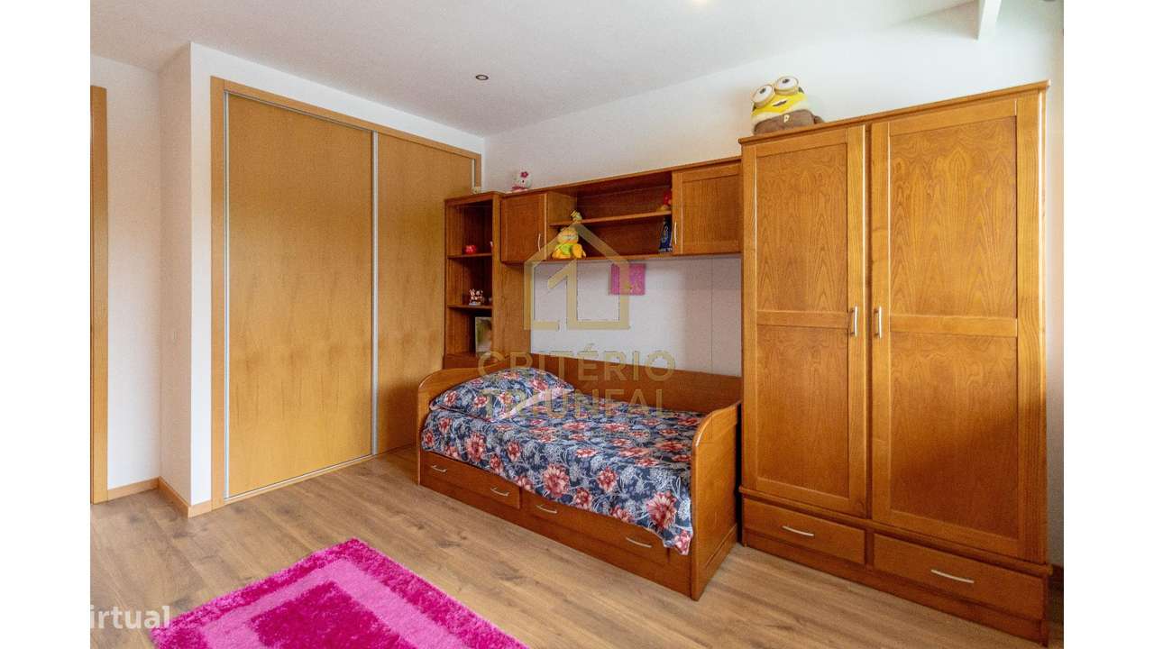 Moradia Geminada T3 em Penafiel-17