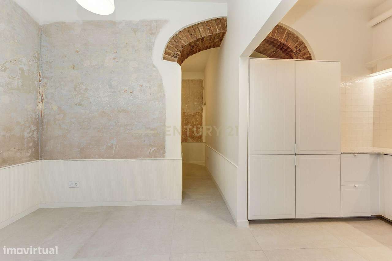 Apartamento T1 Totalmente Remodelado – Rua Abílio Lopes do Rego, Estre - Grande imagem: 4/28