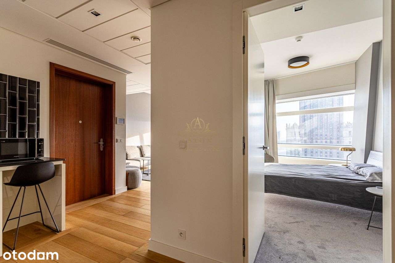 Apartament na Złotej 44 z widokiem na PkiN-8