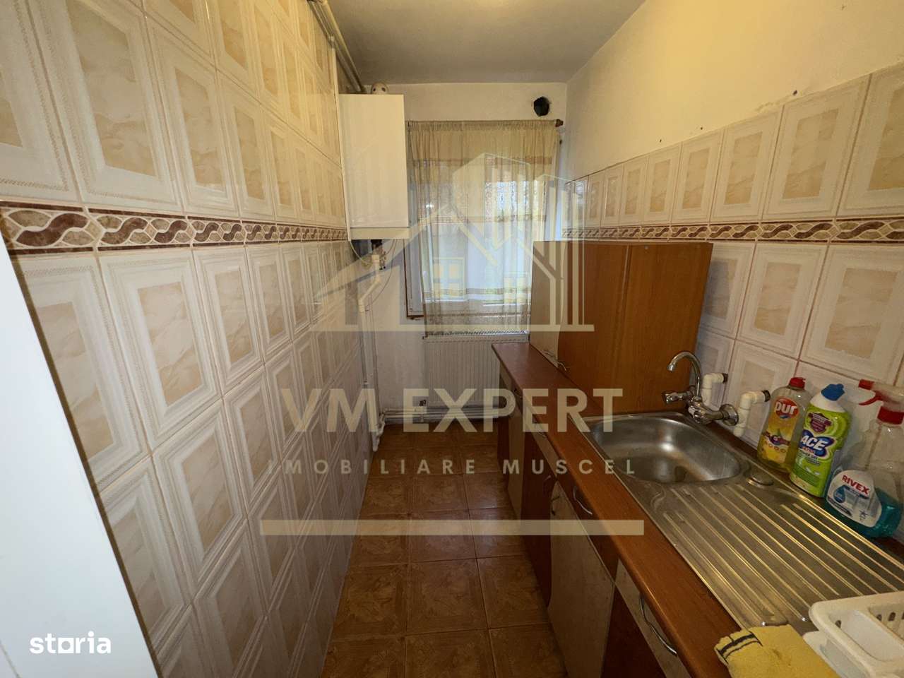 APARTAMENT 2 CAMERE PARTER VIṢOI CAMPULUNG - Imagine principală: 4/17