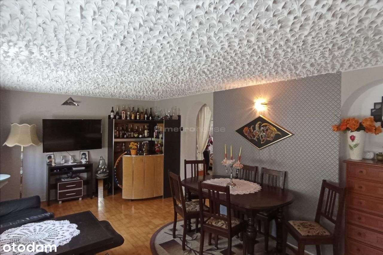 Przedmiotem ogłoszenia jest 12-pokojowy dom. - Pełny obrazek: 4/15