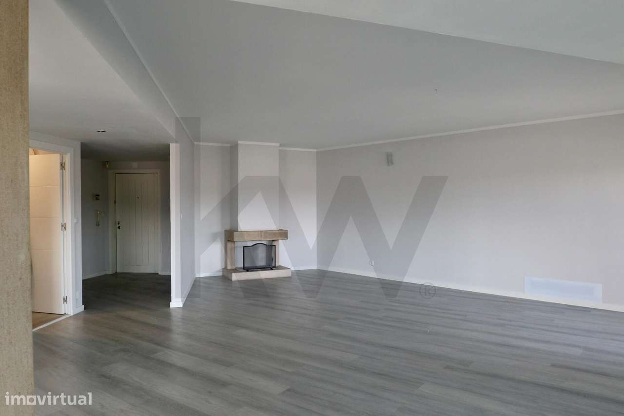 Apartamento T3 C/ Excelente Luminosidade Braga - Centro - Grande imagem: 4/29