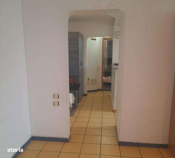 Apartament 2 camere Basarabiei-Chisinau - Imagine principală: 2/7