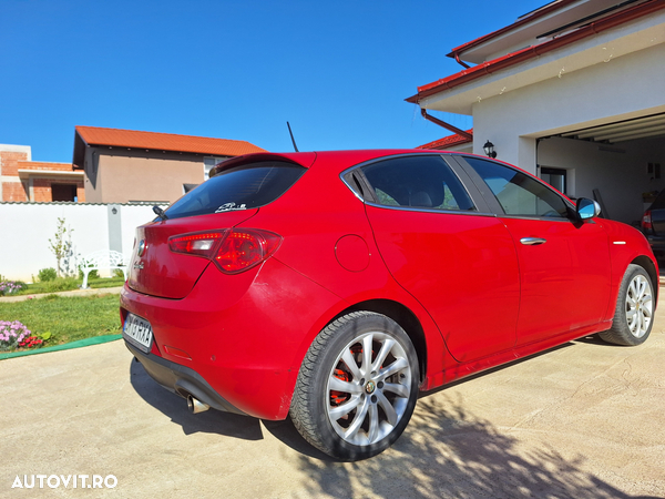 Alfa Romeo Giulietta 2.0 JTDM 16V - 2