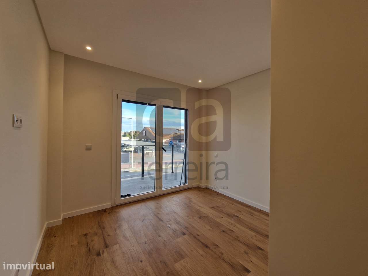 Apartamento T3 Novo com possibilidade de fazer Duplex-10