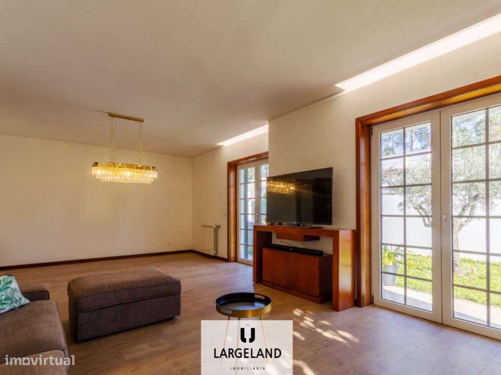 Moradia T5 - Travanca, Santa Maria da Feira-11