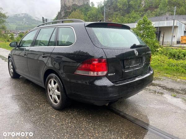 Volkswagen Golf VI 1.6 TDI Comfortline - 4