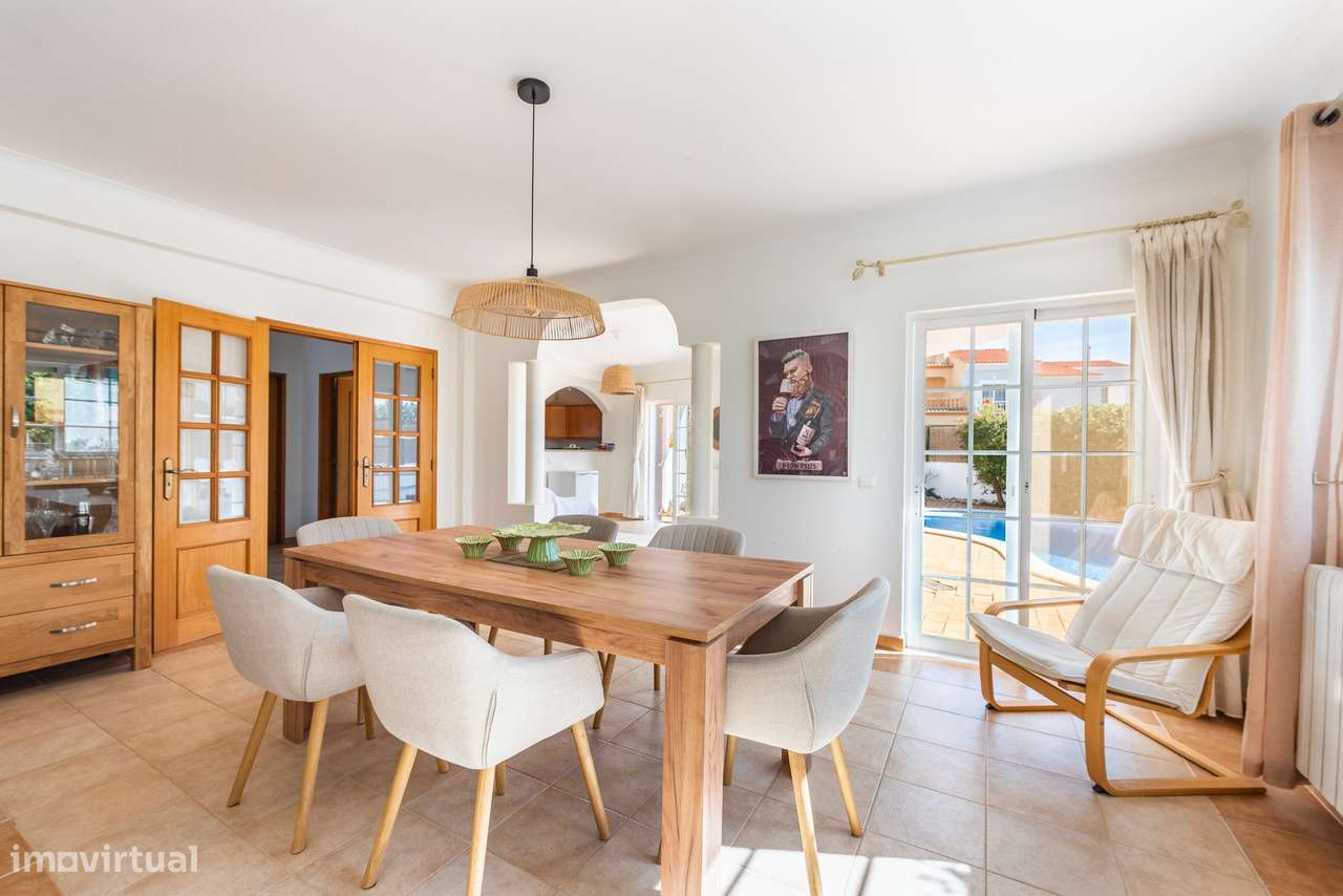 Encantadora Moradia Isolada de 3 Quartos - Almádena - Grande imagem: 5/35