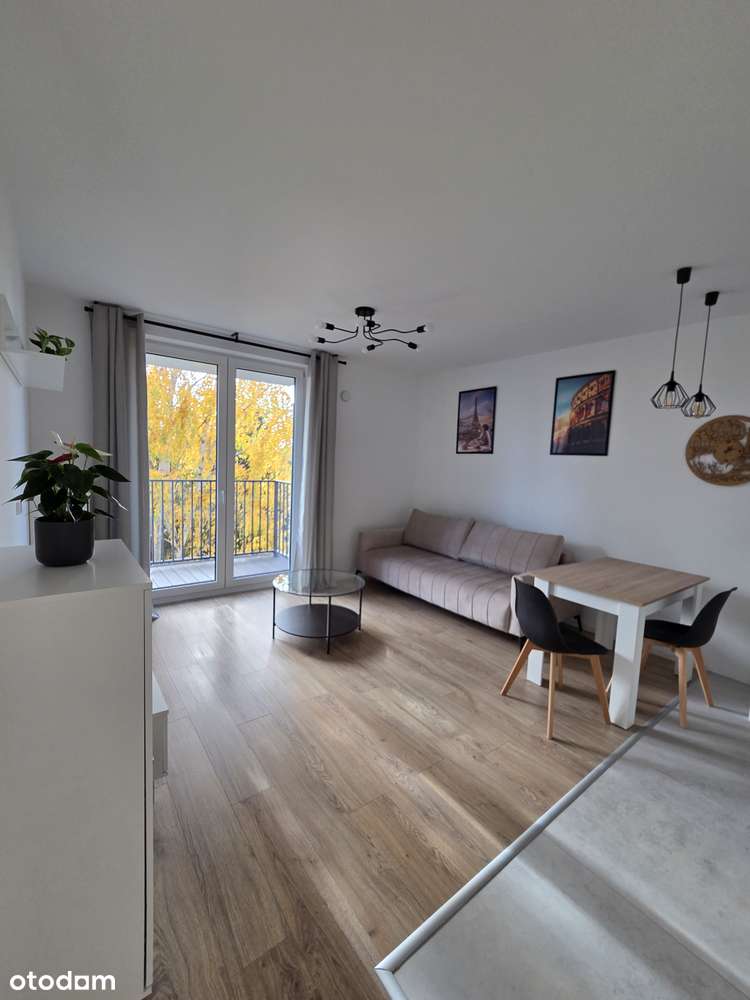 37 m2 + duży balkon + miejsce parkingowe - idealna lokalizacja!