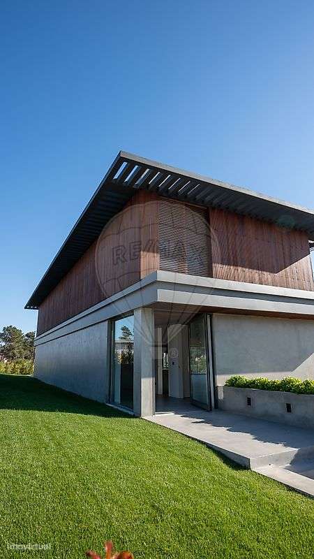 Moradia T4 para venda - Grande imagem: 2/50