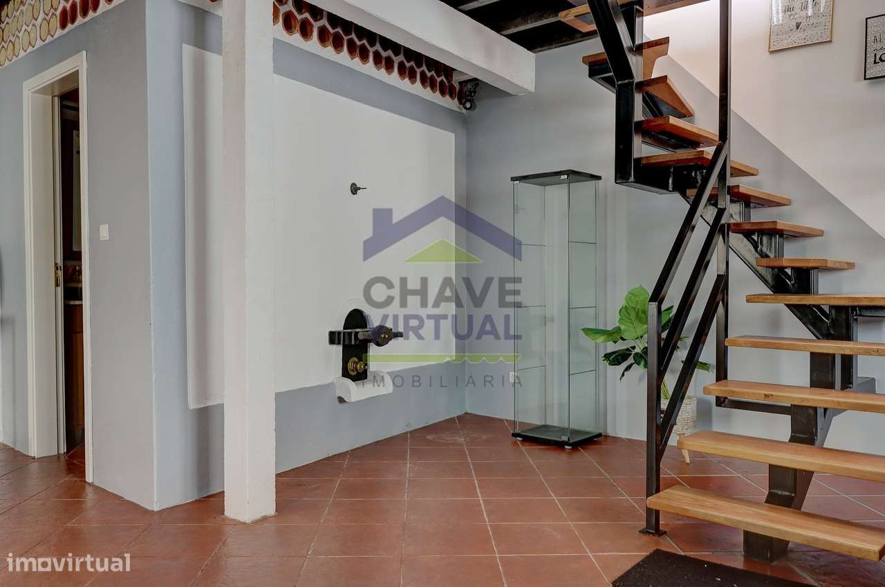 Moradia V3+1 Renovada com Terraço - Baraçais, Bombarral-15