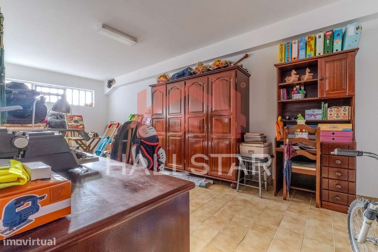 Apartamento T3 / Cozinha Equipada e Terraço / Nazaré-30