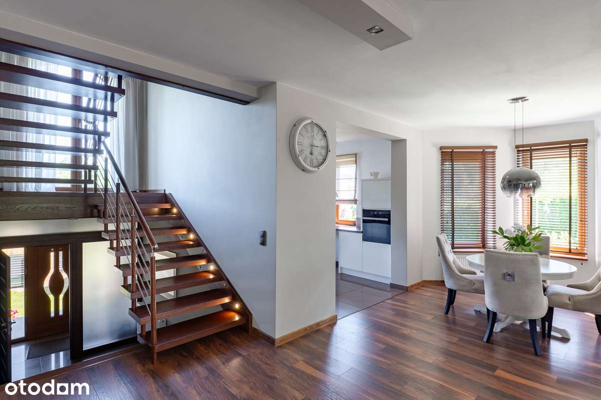 Przytulny dom wolnostojący w Wieliczce działka 10 ar-6