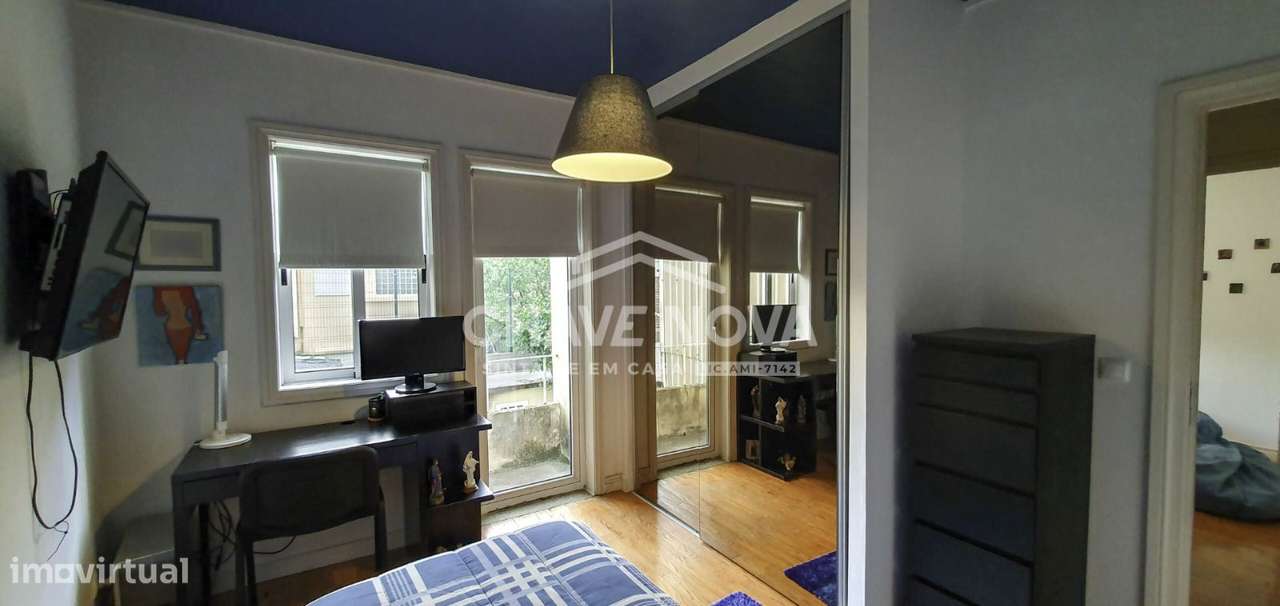 Moradia Bi-Familiar T4 + T2 com Potencial de Rendimento em Ramalde ...-18