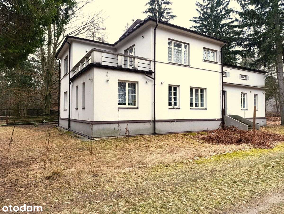 Unikatowa willa z dużą działką w Podkowie Leśnej-5