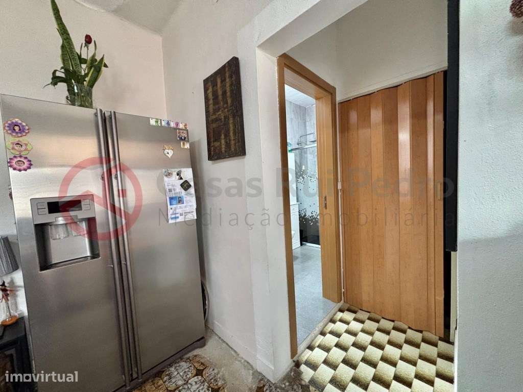 Moradia T2 com anexo, zona de lazer, na Charneca da Caparica-16